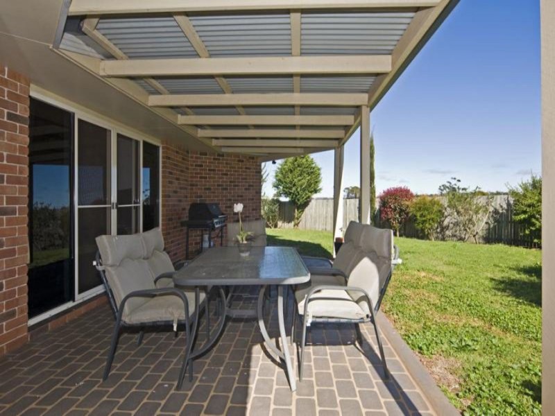 11 Ridgewood Drive, Kearneys Spring QLD 4350