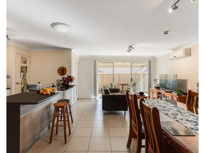 3/3B Gladstone Street, Newtown QLD 4350