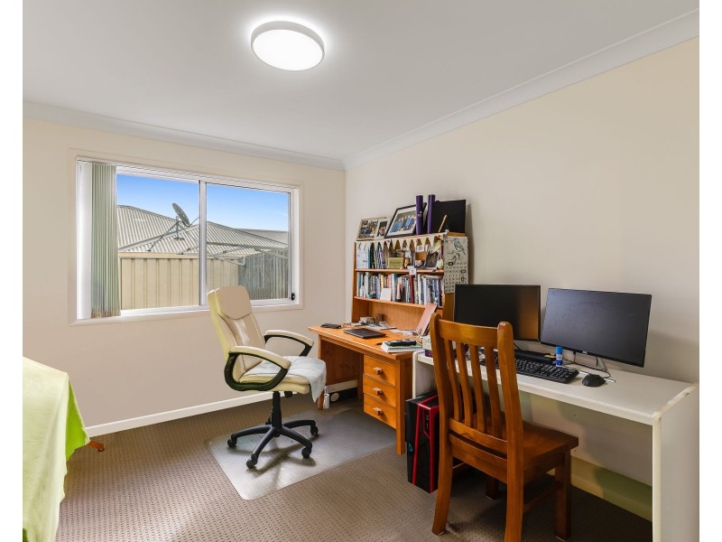 3/3B Gladstone Street, Newtown QLD 4350