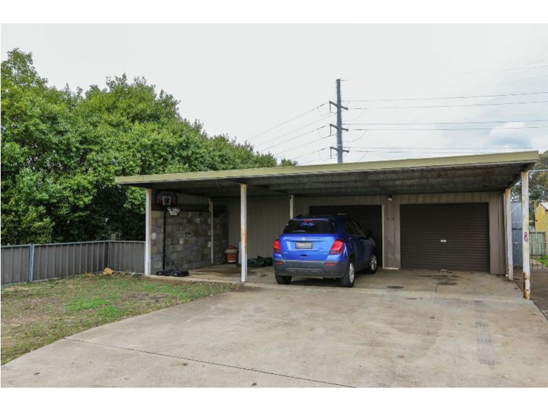 128 Main Street, Westbrook QLD 4350