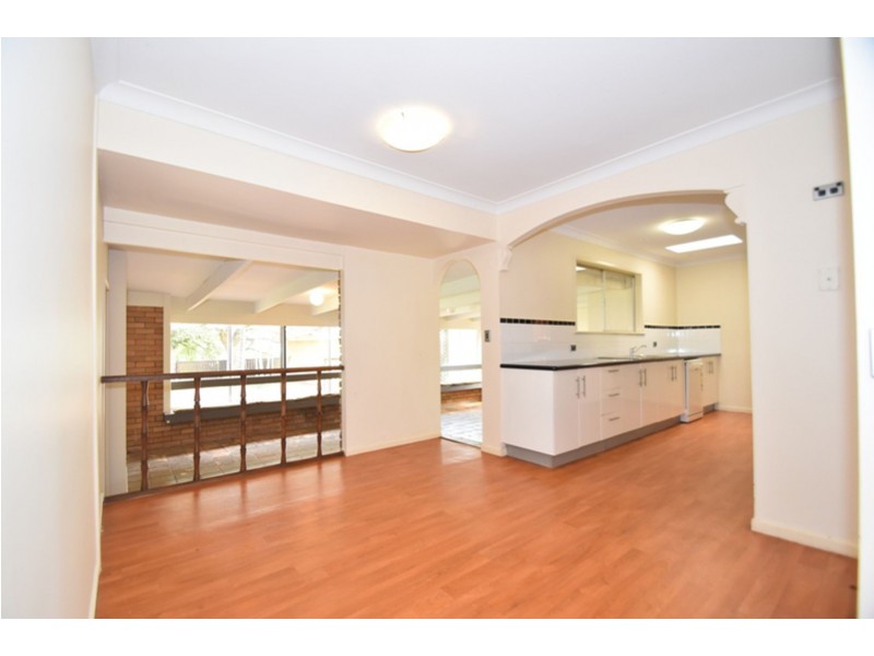 12 Brose Street, Drayton QLD 4350