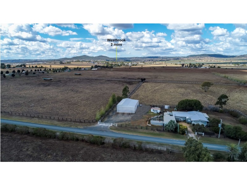 33 Moore Road, Westbrook QLD 4350