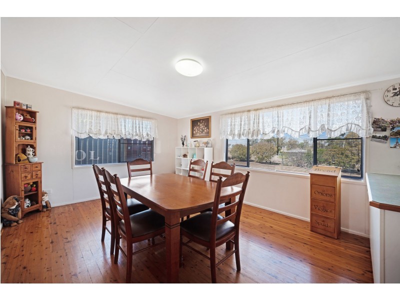 33 Moore Road, Westbrook QLD 4350