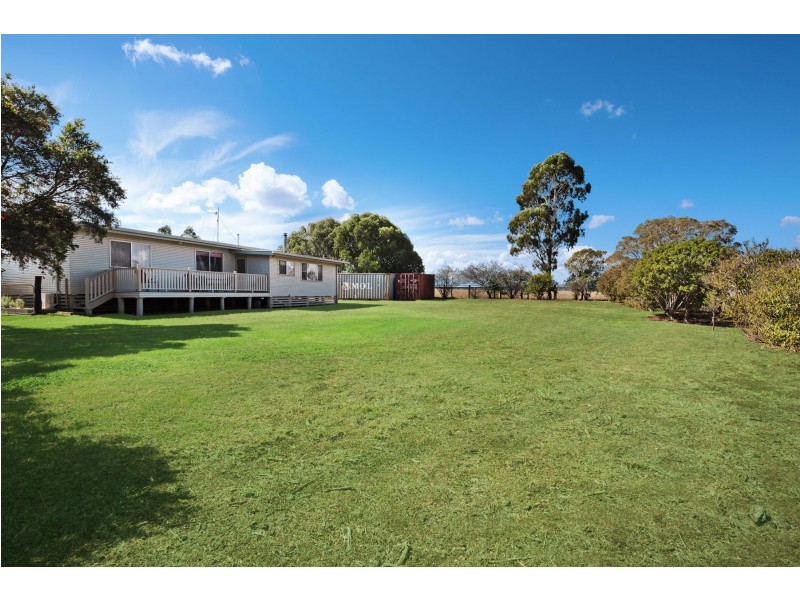 33 Moore Road, Westbrook QLD 4350