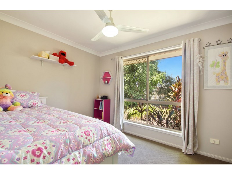 215 Nelson Street, Kearneys Spring QLD 4350