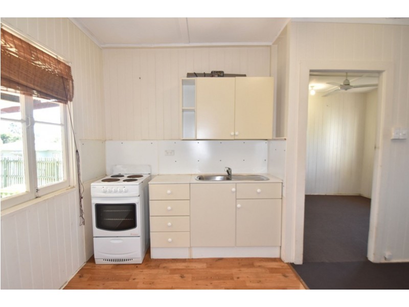 4/21 West Street, Newtown QLD 4350