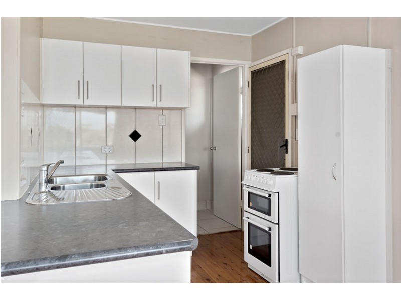 18 John Street, Goombungee QLD 4354