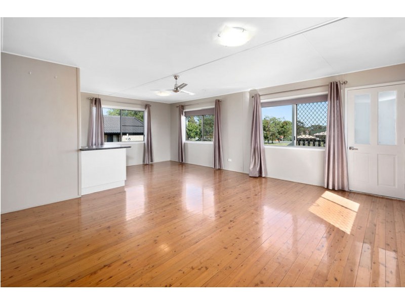 18 John Street, Goombungee QLD 4354