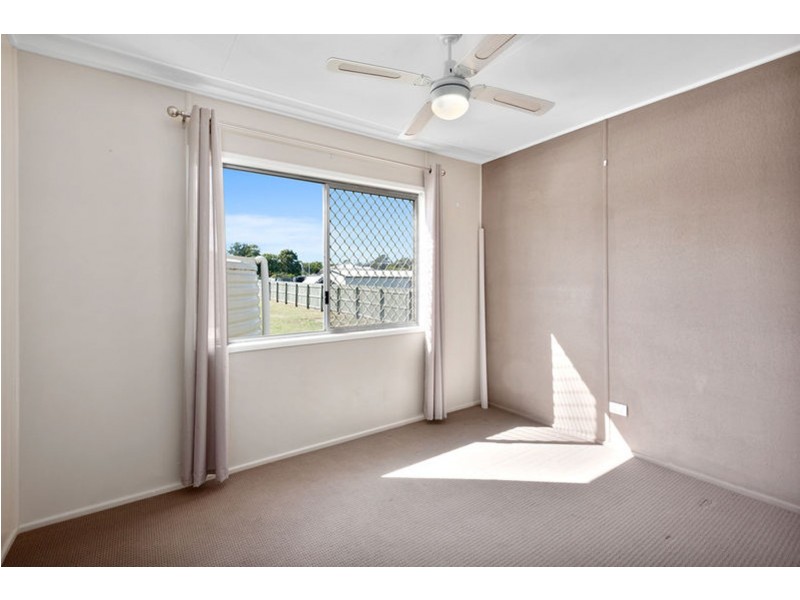 18 John Street, Goombungee QLD 4354