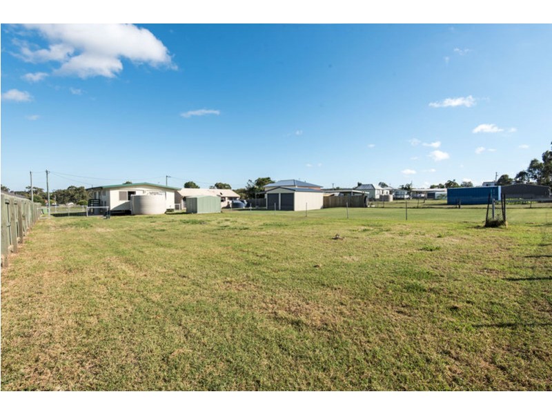 18 John Street, Goombungee QLD 4354