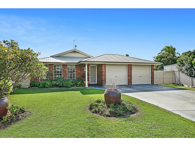 1 Black Court, Wilsonton QLD 4350
