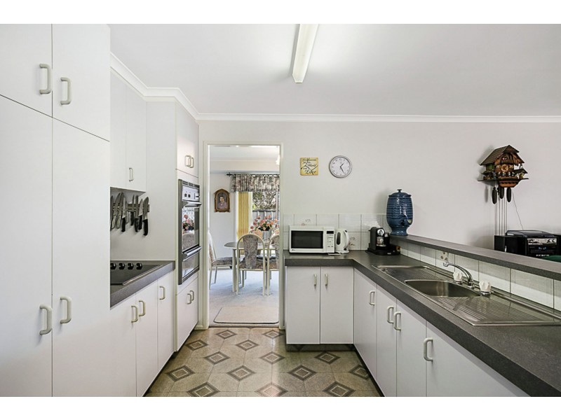 1 Black Court, Wilsonton QLD 4350