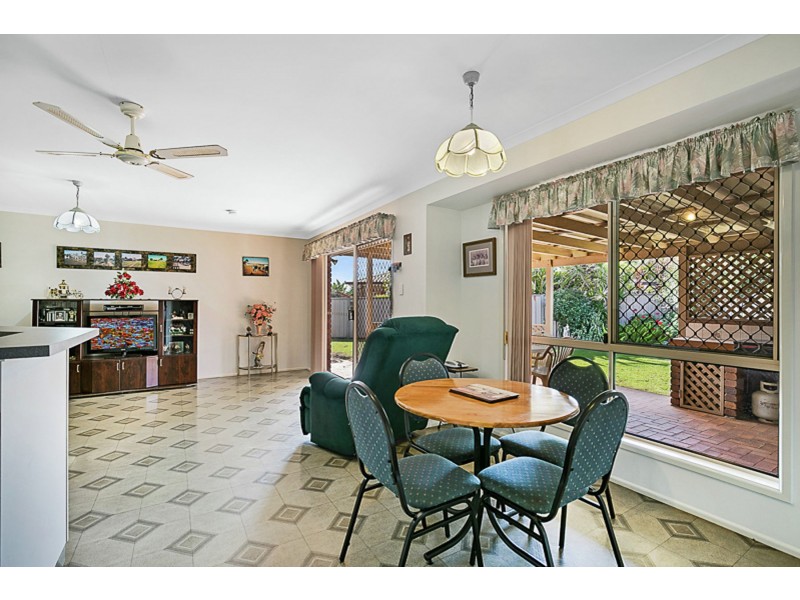 1 Black Court, Wilsonton QLD 4350