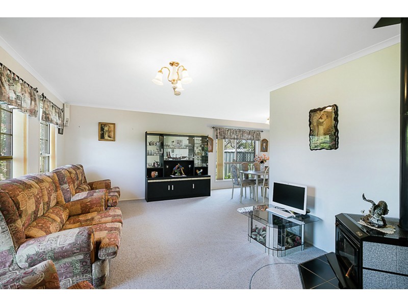 1 Black Court, Wilsonton QLD 4350