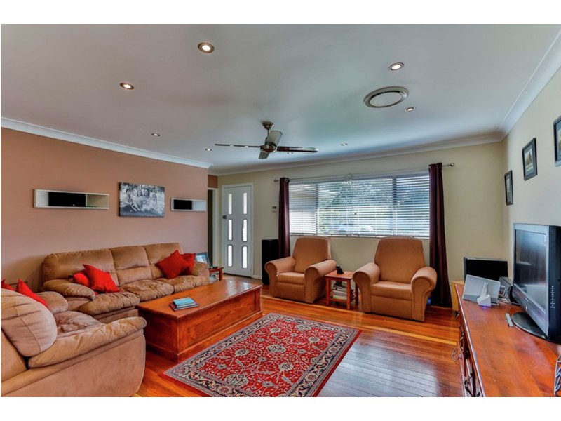 50 Alford Street, Mount Lofty QLD 4350