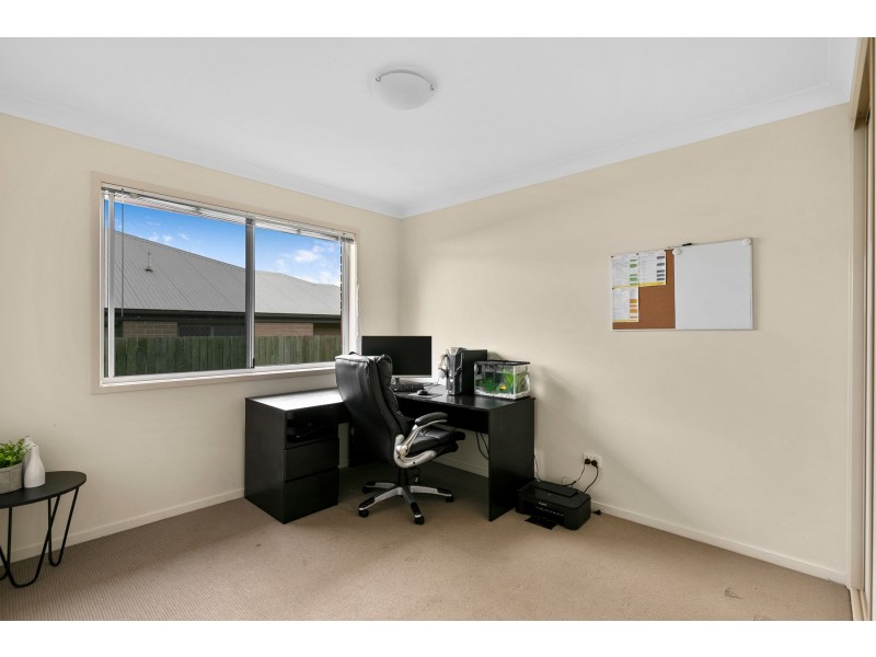 24 Croydon Street, Harristown QLD 4350