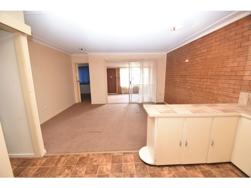 1/20 Glendower St, Mount Lofty QLD 4350