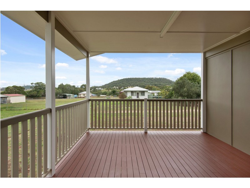 14 Clifton Street, Greenmount QLD 4359