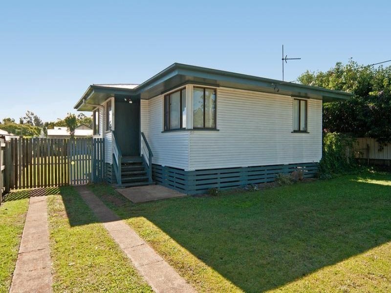 5 Griffiths Street, Harlaxton QLD 4350