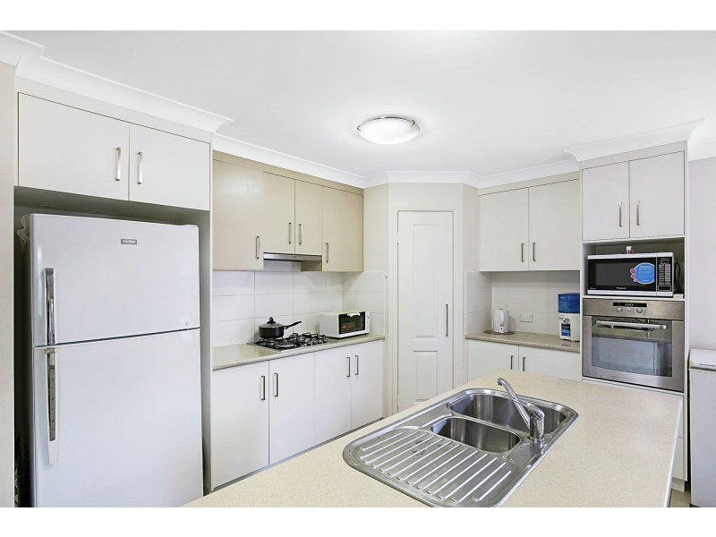 1/10 Sambar Court, Kearneys Spring QLD 4350