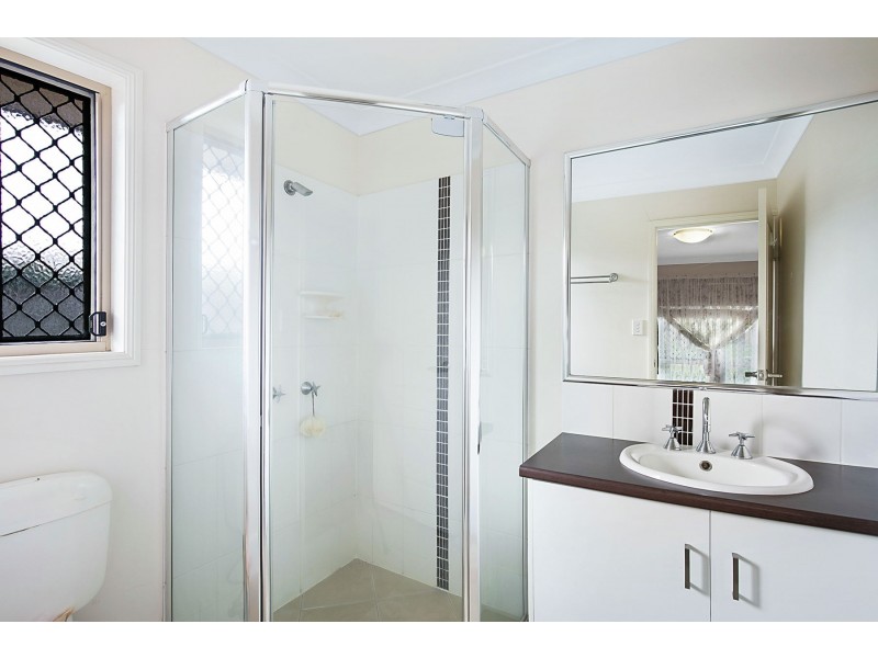 1/10 Sambar Court, Kearneys Spring QLD 4350