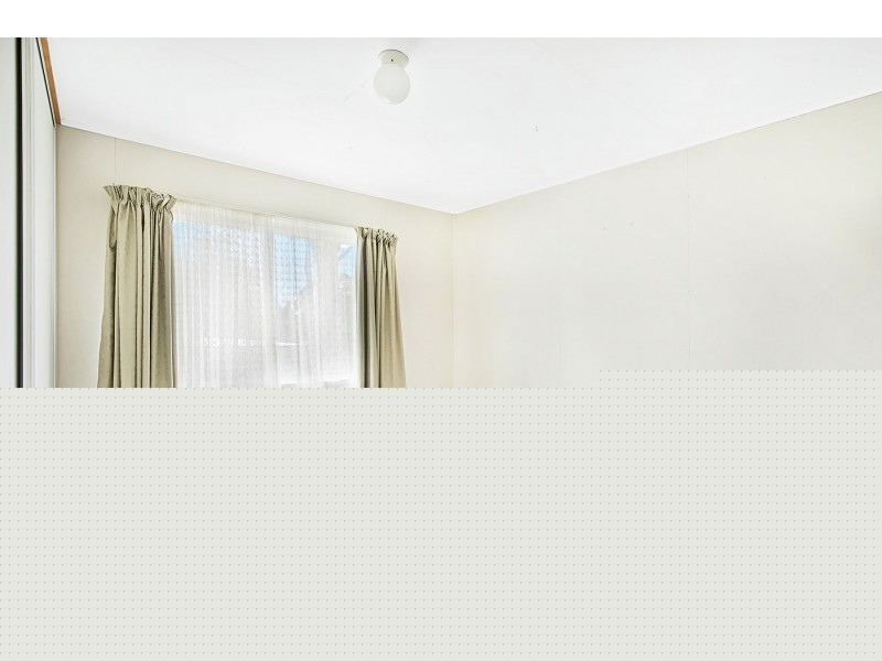 18 Festival Street, Rockville QLD 4350