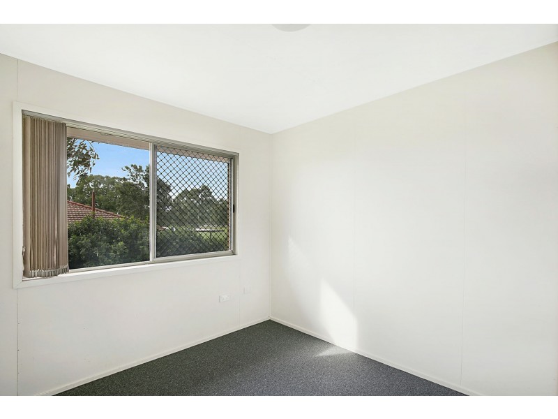 18 Festival Street, Rockville QLD 4350