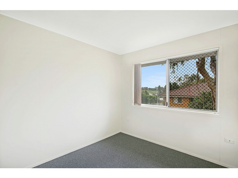 18 Festival Street, Rockville QLD 4350