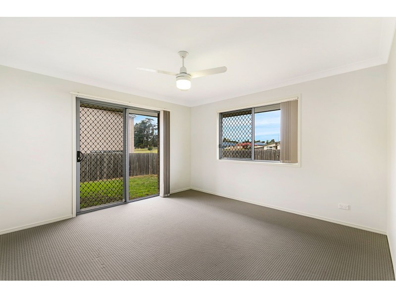 8 Sweeney Street, Kearneys Spring QLD 4350