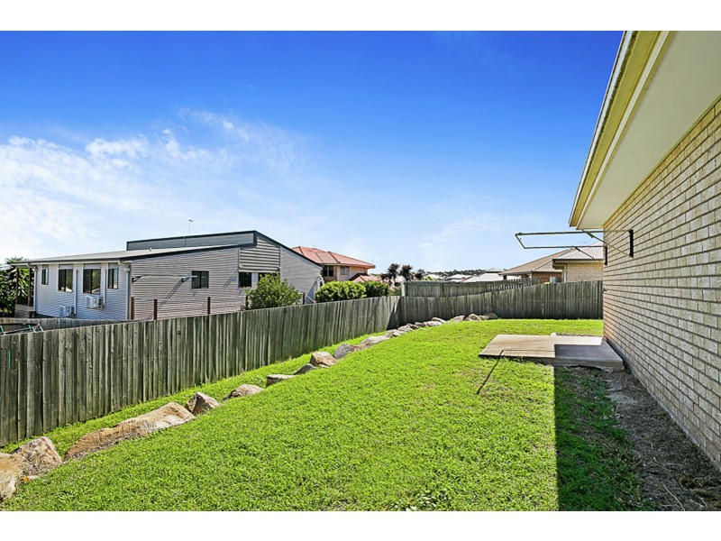 5 Cuttaburra Crescent, Glenvale QLD 4350