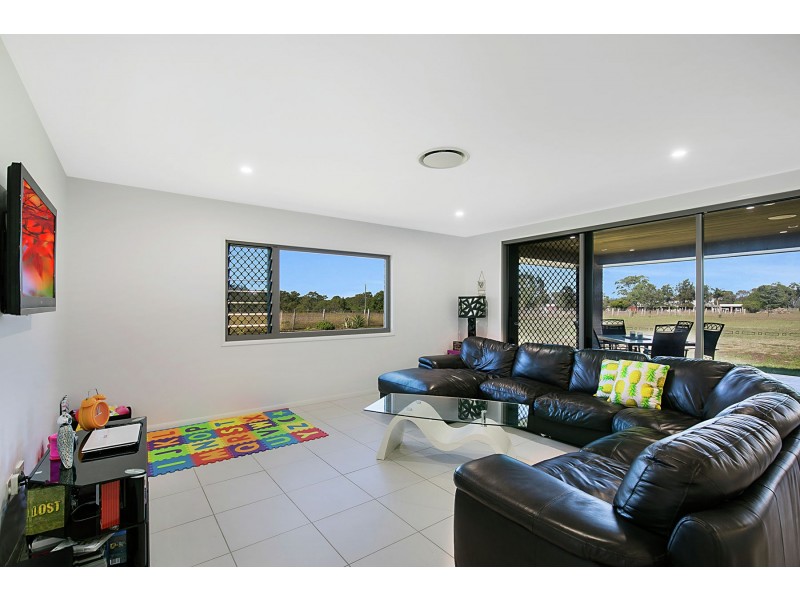 6 Charlton Pinch Road, Torrington QLD 4350