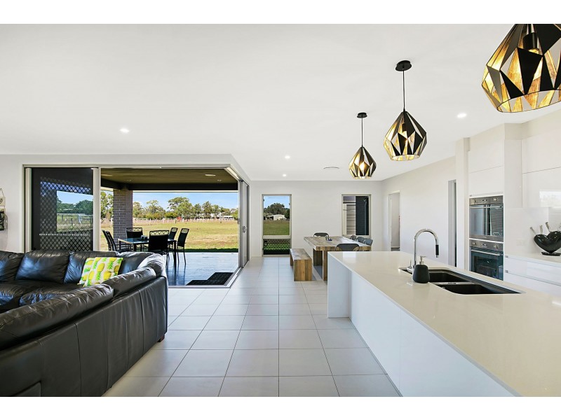 6 Charlton Pinch Road, Torrington QLD 4350