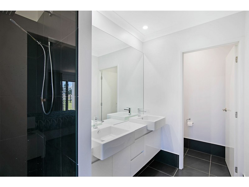 6 Charlton Pinch Road, Torrington QLD 4350