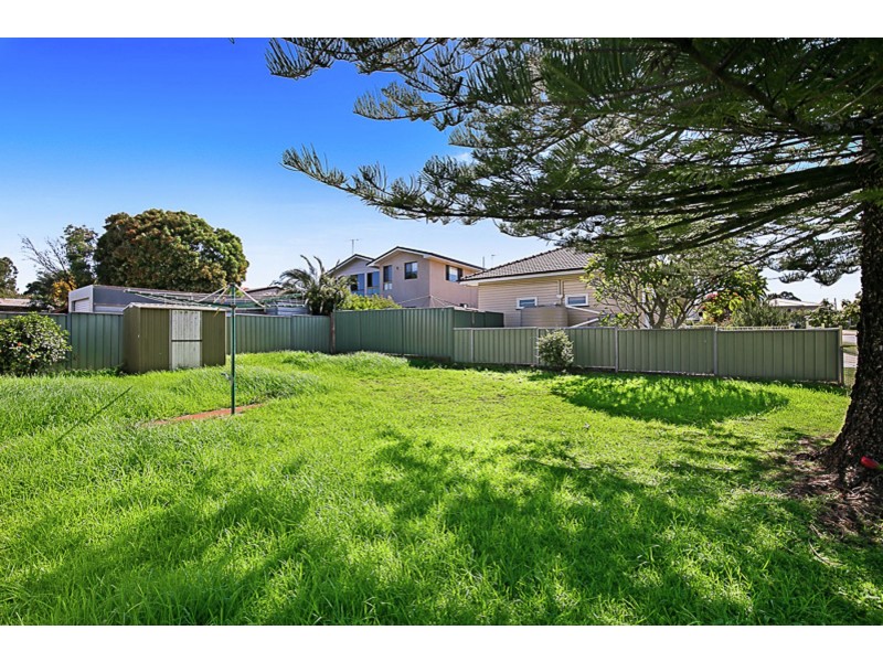 13 Lacaze Street, Wilsonton QLD 4350