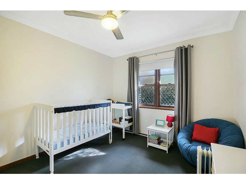 7 Macquarie Street, Centenary Heights QLD 4350