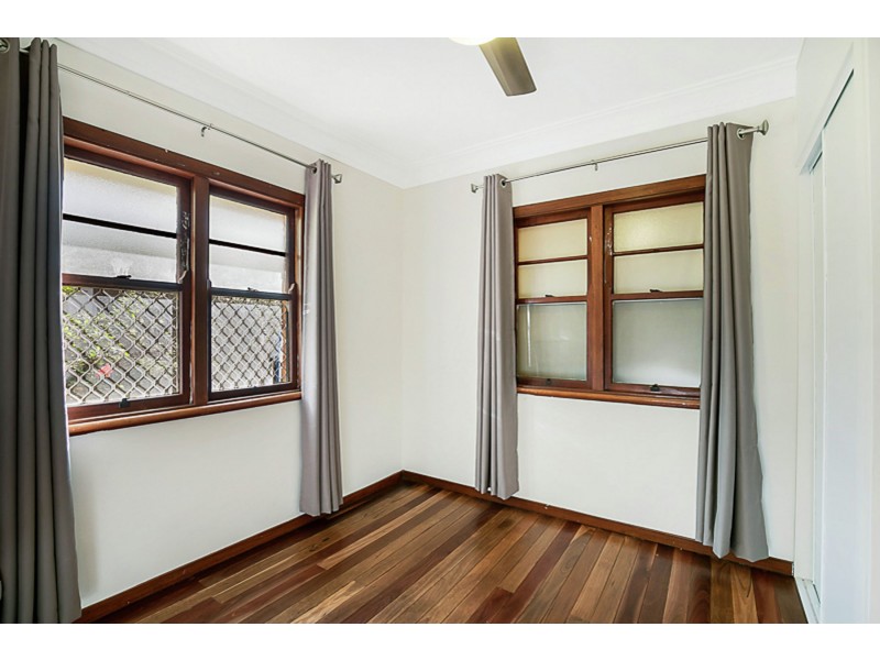 7 Macquarie Street, Centenary Heights QLD 4350