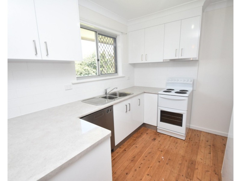 246 West Street, Kearneys Spring QLD 4350