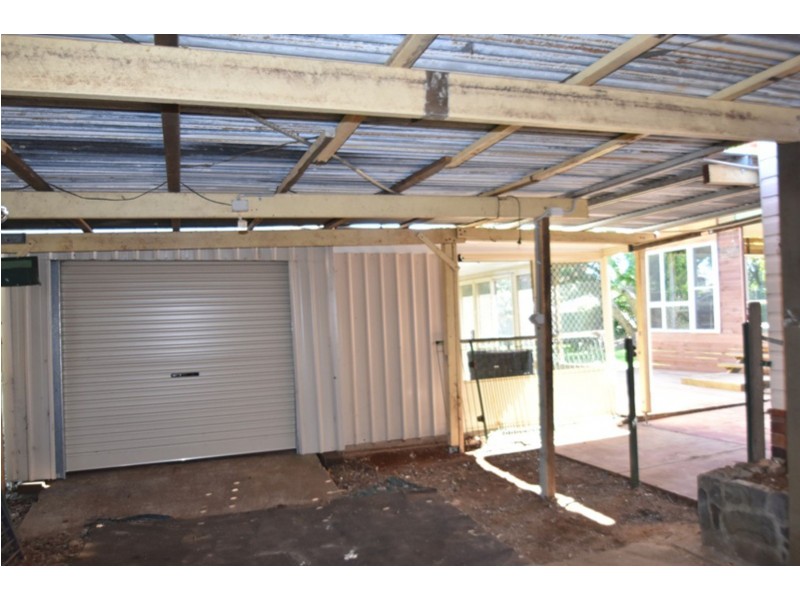 3 New Street, Mount Lofty QLD 4350