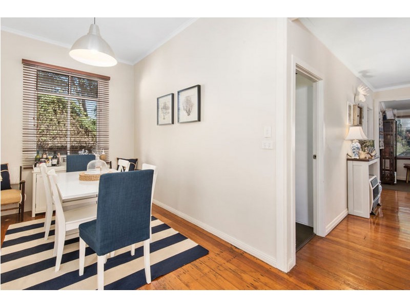 18 Louisa Street, South Toowoomba QLD 4350