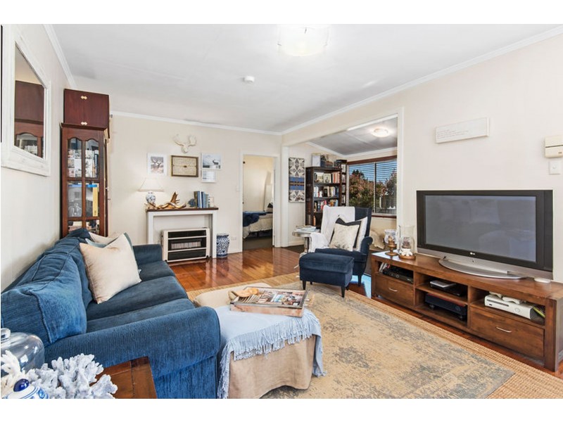 18 Louisa Street, South Toowoomba QLD 4350