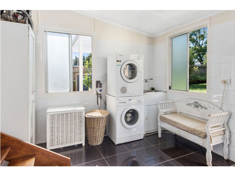 18 Louisa Street, South Toowoomba QLD 4350