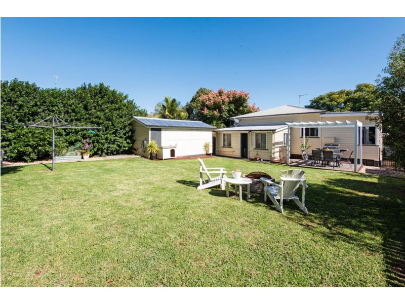 18 Louisa Street, South Toowoomba QLD 4350