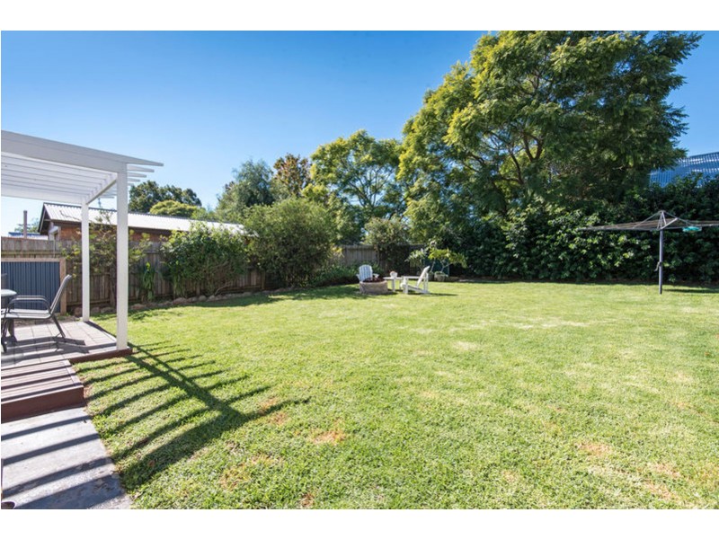 18 Louisa Street, South Toowoomba QLD 4350