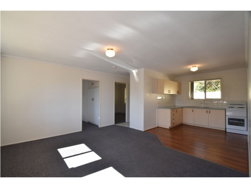 6/372 Tor Street, Newtown QLD 4350