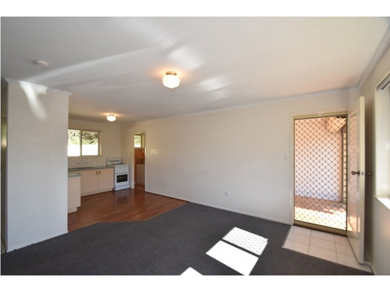 6/372 Tor Street, Newtown QLD 4350