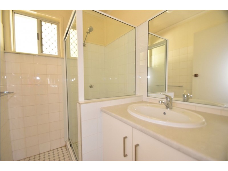 6/372 Tor Street, Newtown QLD 4350