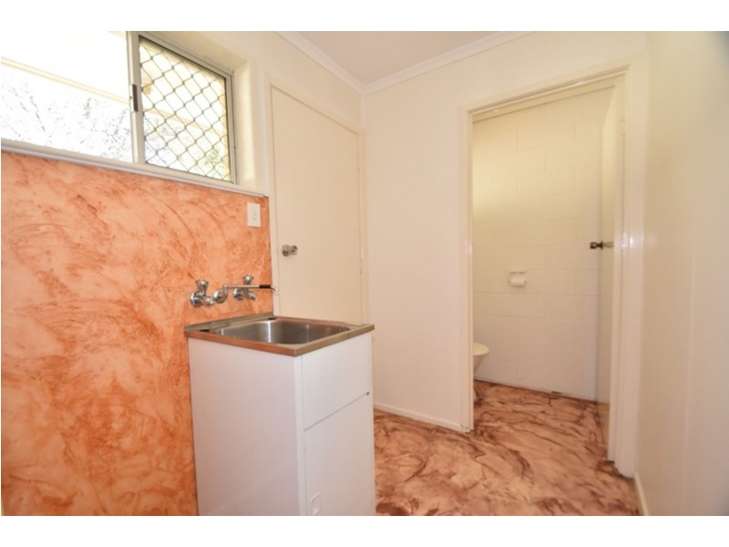 6/372 Tor Street, Newtown QLD 4350