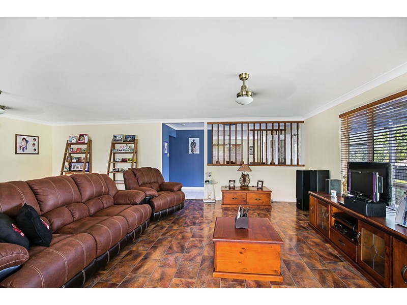 13 Odassa Street, Goombungee QLD 4354
