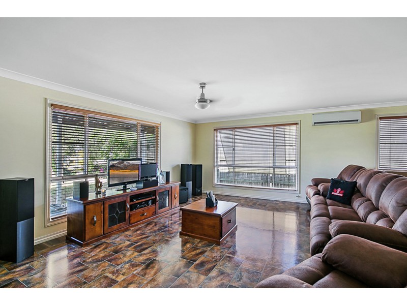 13 Odassa Street, Goombungee QLD 4354