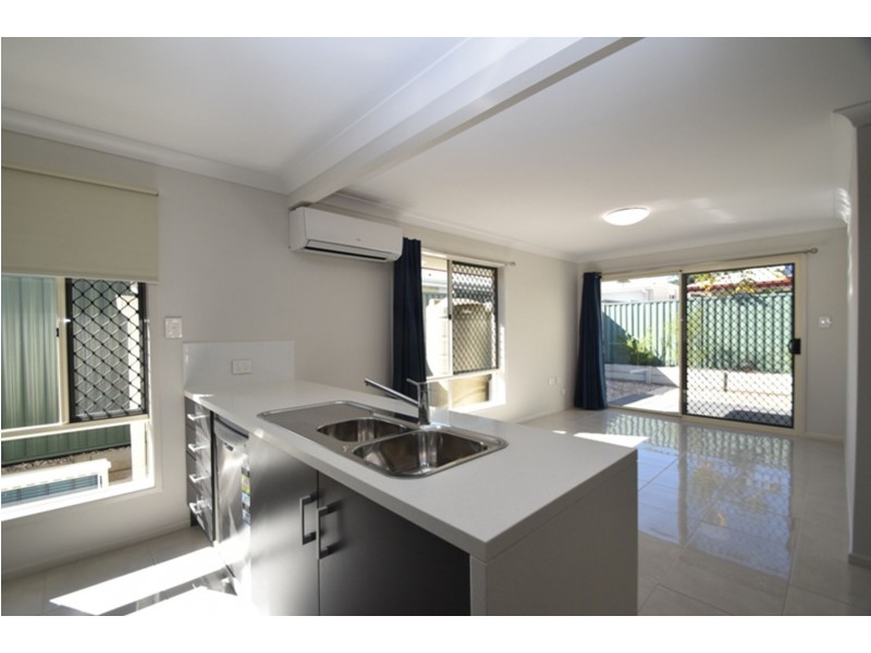 4/8 Link Street, North Toowoomba QLD 4350